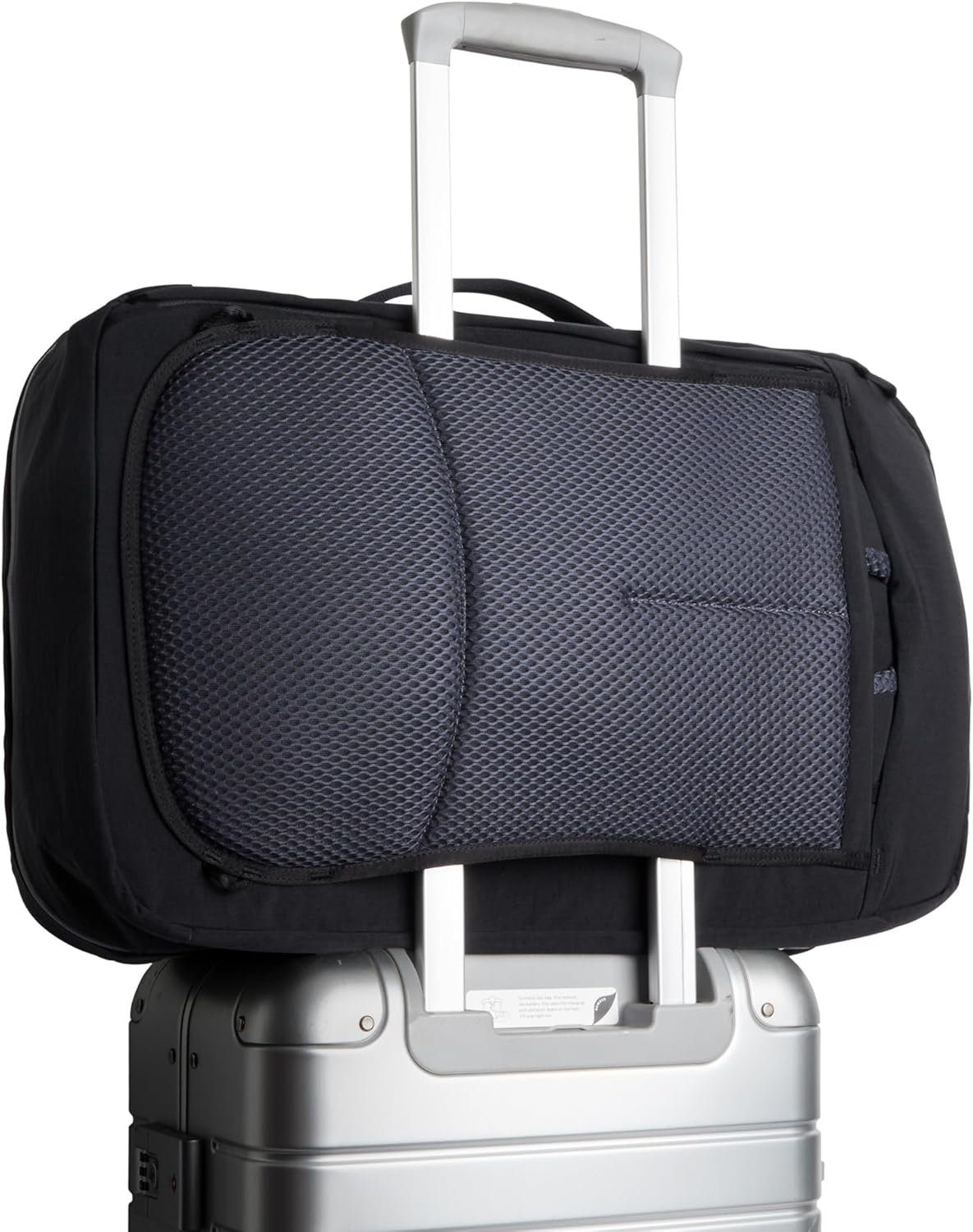 Bellroy Lite Travel Pack 38L (carry-on backpack, large travel backpack for international travelers, with laptop pocket, interior packing cells and tuck-away shoulder straps) - Black - Image 5